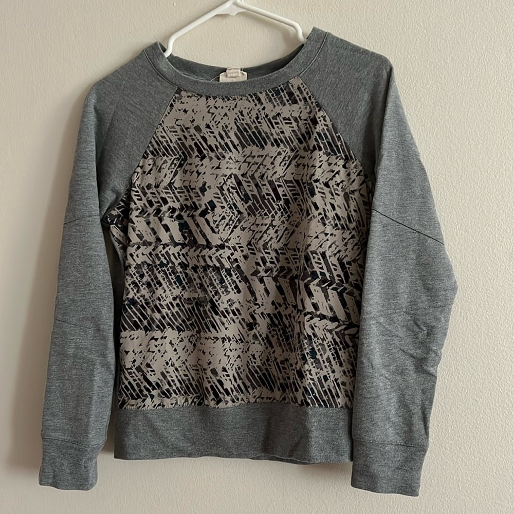 Converse sweater